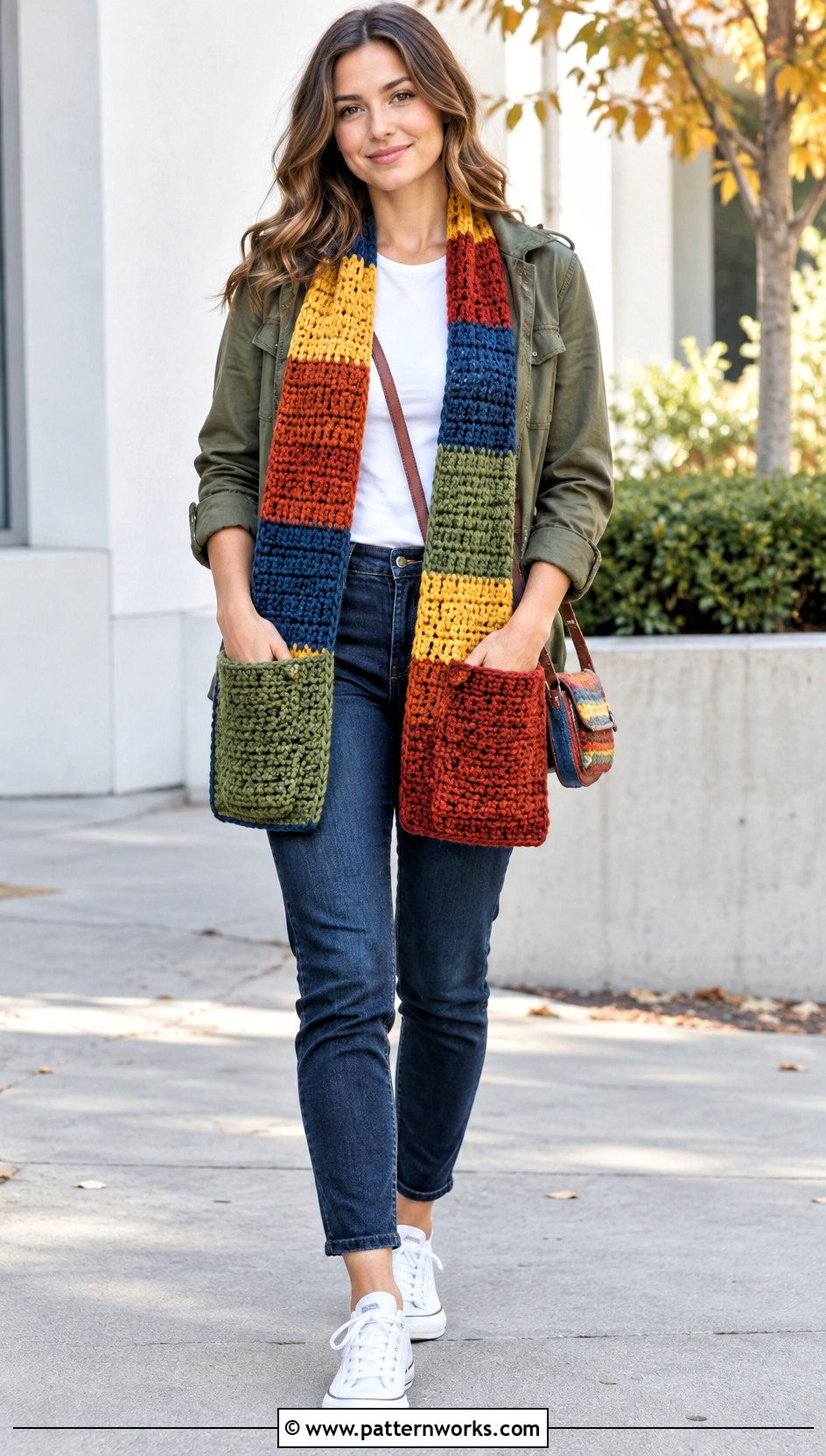 Color Block Crochet Pocket Scarf With Utility Jacket - 24 crochet pocket scarves outfit ideas