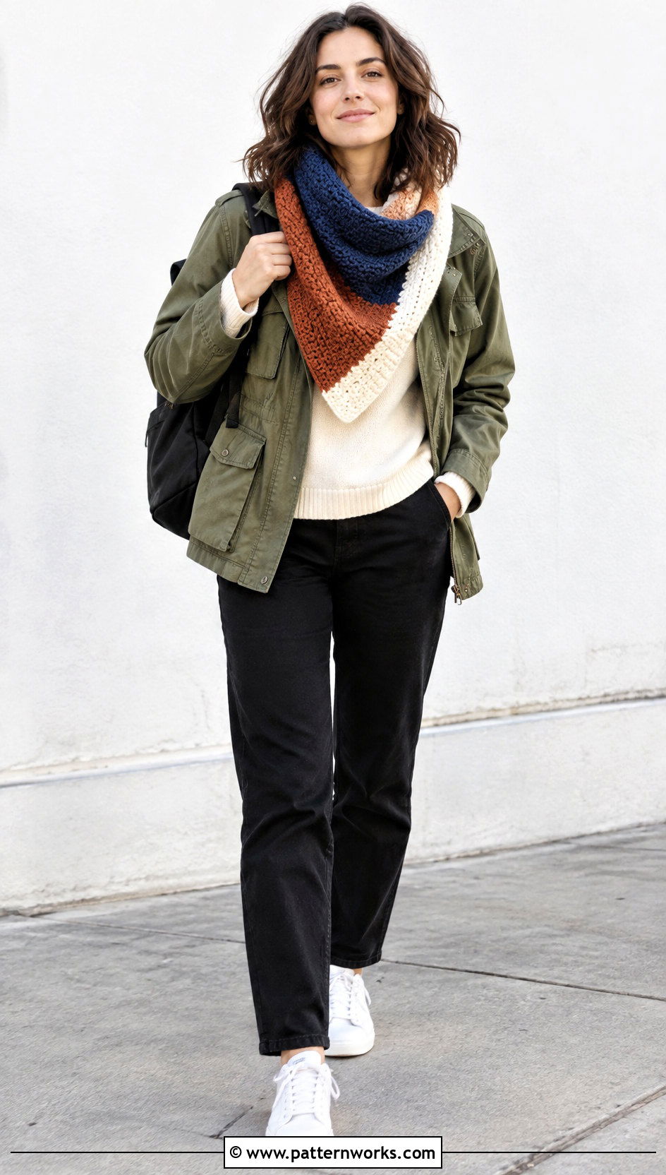 Color Block Crochet Triangle Cowl With Utility Jacket - 24 crochet triangle cowl outfit ideas
