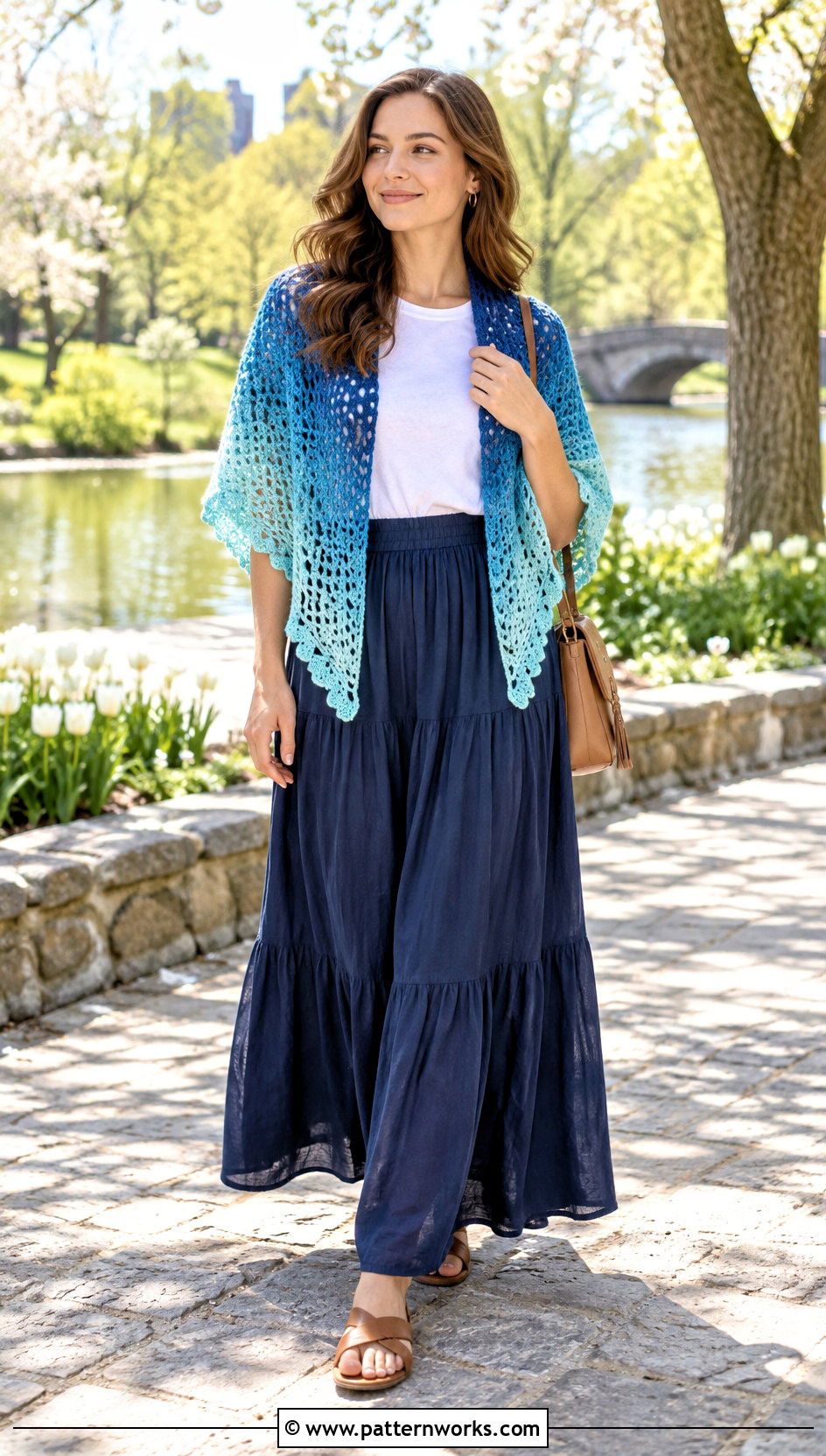 Ombre Crochet Shawl With T Shirt And Maxi Skirt - 24 Spring Crochet Shawl outfit ideas