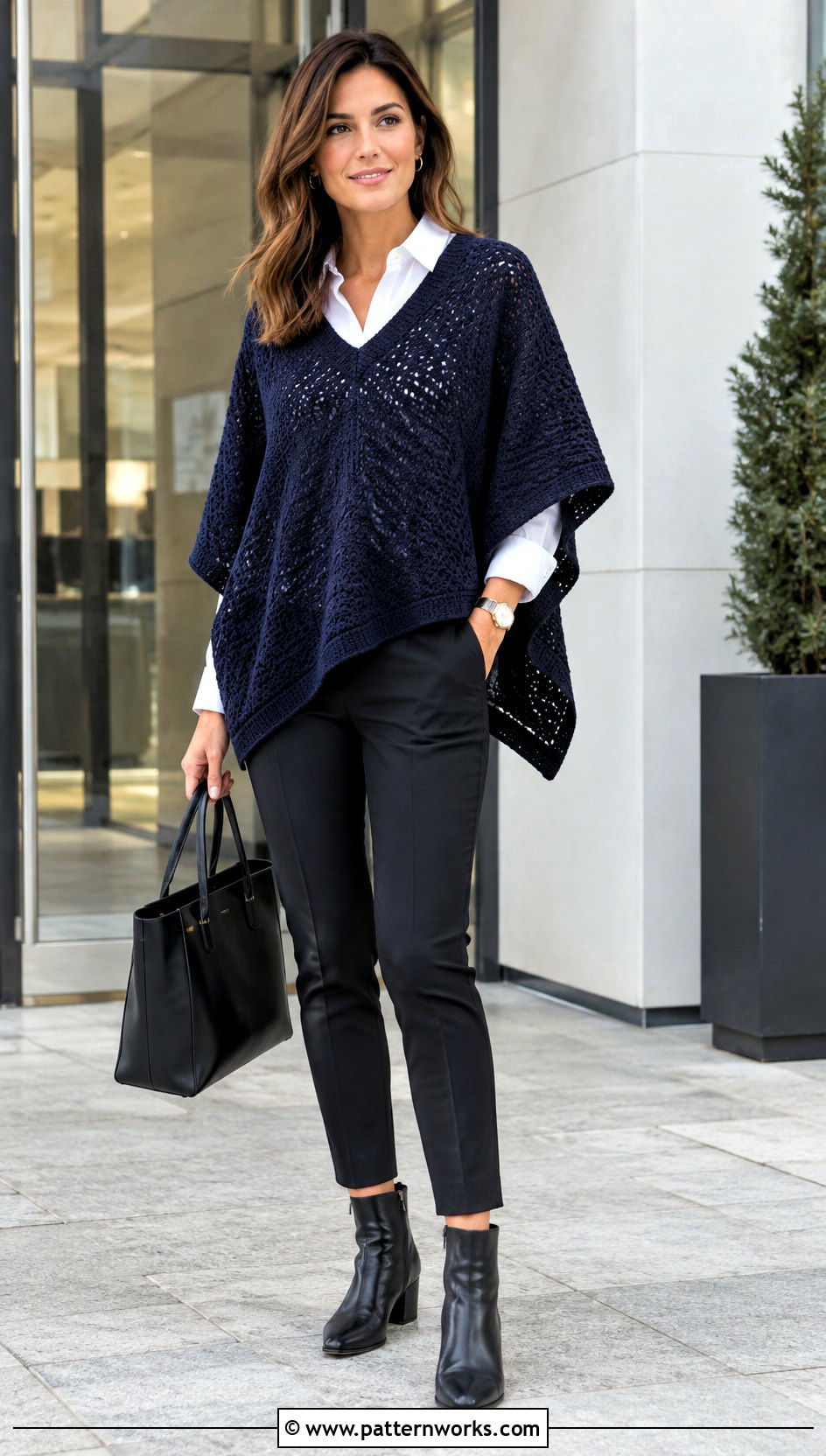 V Neck Crochet Poncho With White Shirt And Cigarette Pants - 30 woman winter crochet poncho outfit ideas
